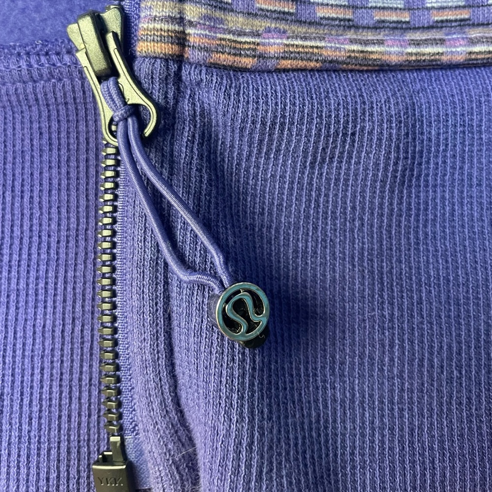 Lululemon Zip Up Jacket. - Picture 3 of 5